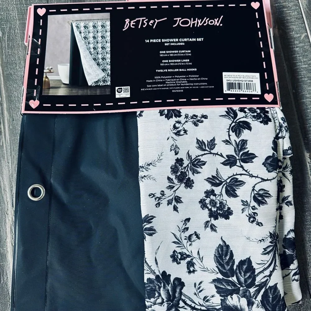 Betsey Johnson Black Floral Rose Goth Gothic Halloween Shower Curtain Set